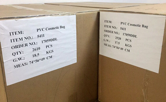 ISO14001 Small Clear Makeup Pouch , 0.25mm 7P Clear Button Bag PVC